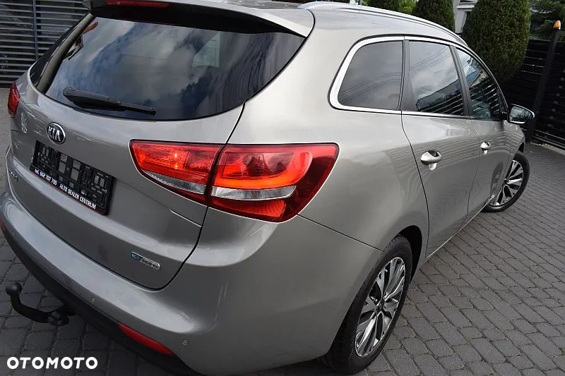 Kia Ceed 1.6 GDI Platinum Edition - 28