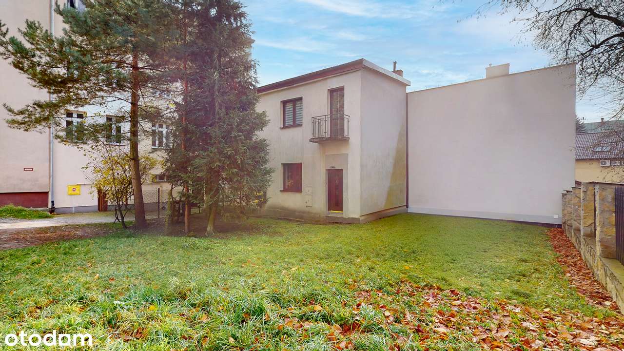 Dom w centrum Chrzanowa – idealny dla rodziny lub pod działalność!-12