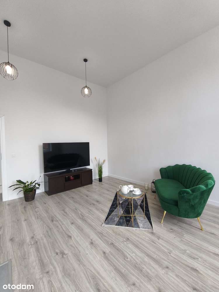 Rezerwacja! Jasne mieszkanie "pod klucz" z windą! Bez prowizji-1