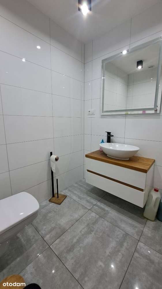 Nowa niższa cena! W pełni urządzona baza transportowa-5