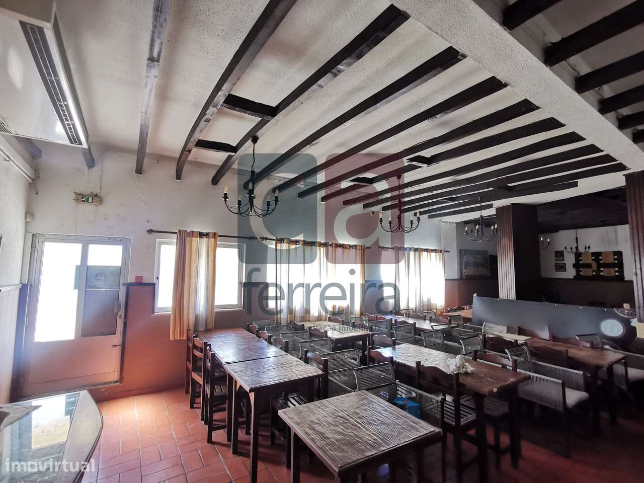 Restaurante em zona Premium de Almeirim com 308 m² e Esplanada-5