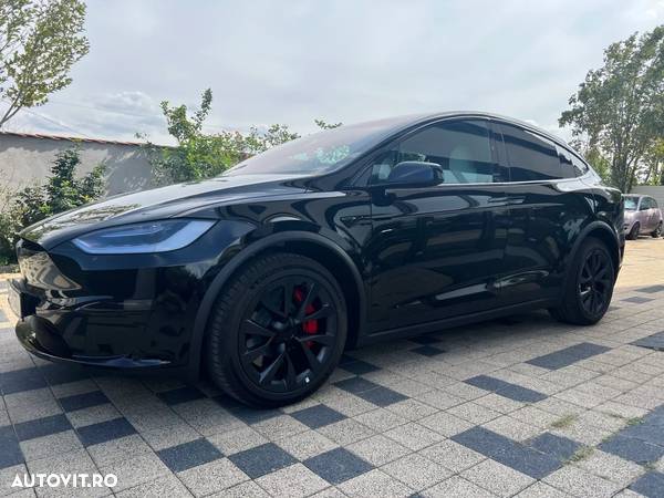 Tesla Model X - 6