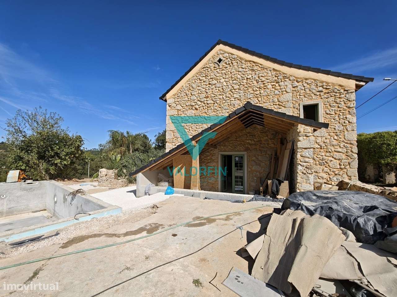 Moradia de Charme T3 c/ Piscina e Jardim / Abiul - Pombal-3