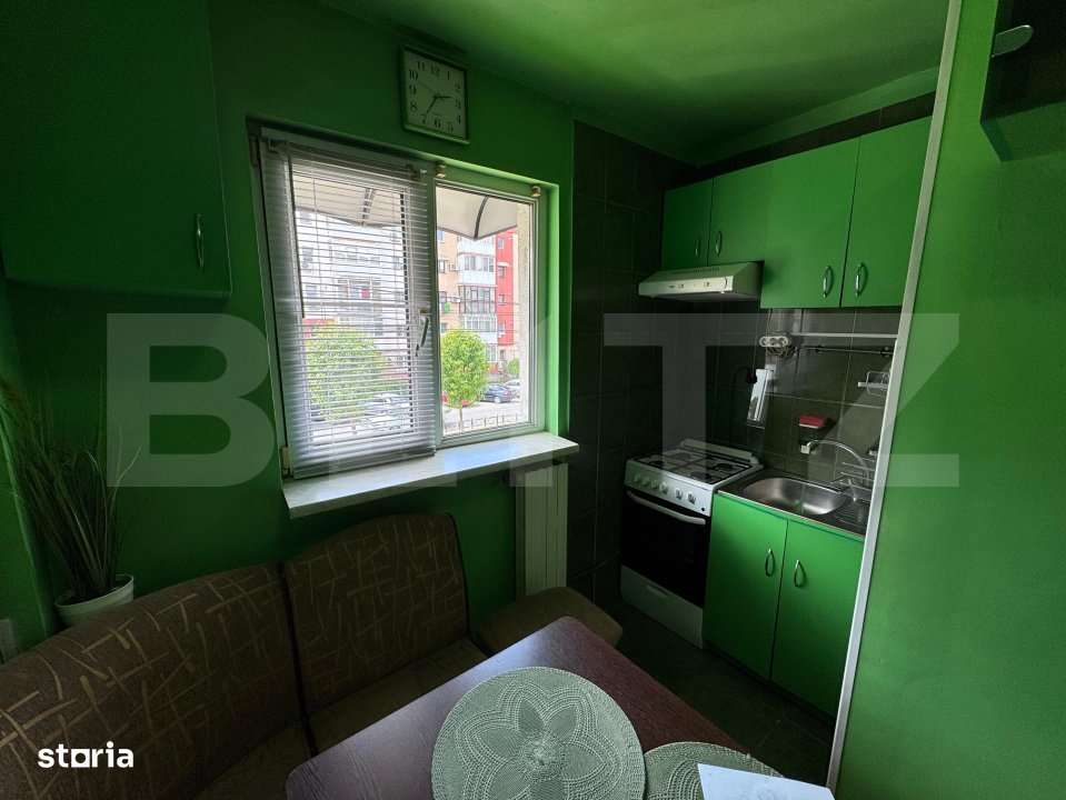 Apartament de vanzare, cu 3 camere, 65mp, zona Materna - Craiovita nou - Imagine principală: 5/10