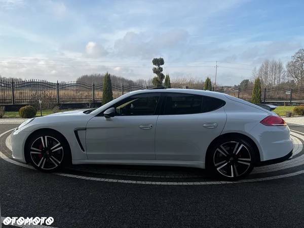 Porsche Panamera 4 Edition - 10