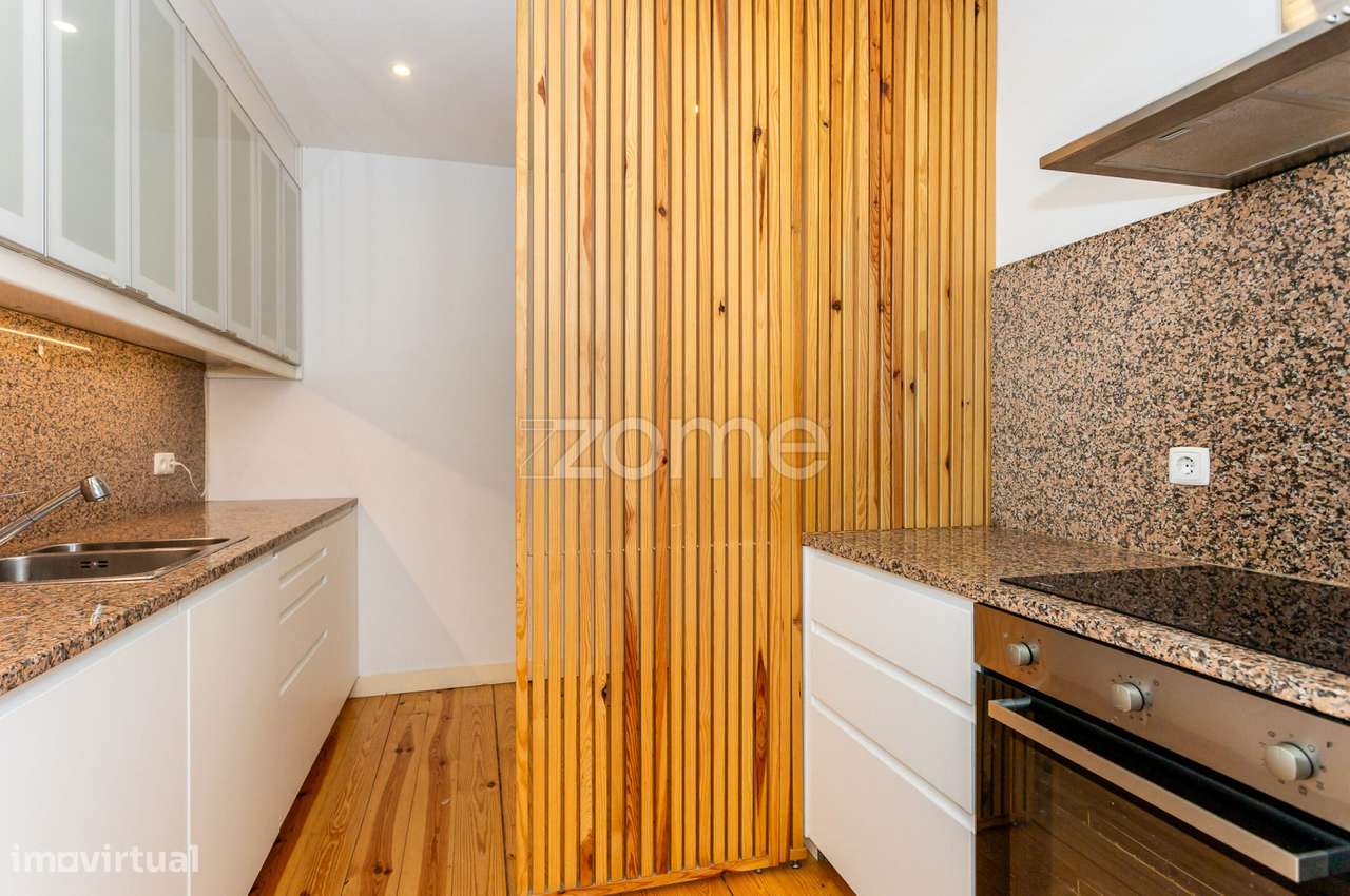 T2 Remodelado na Av. Duque de Loulé, junto ao Marquês de Pombal-9