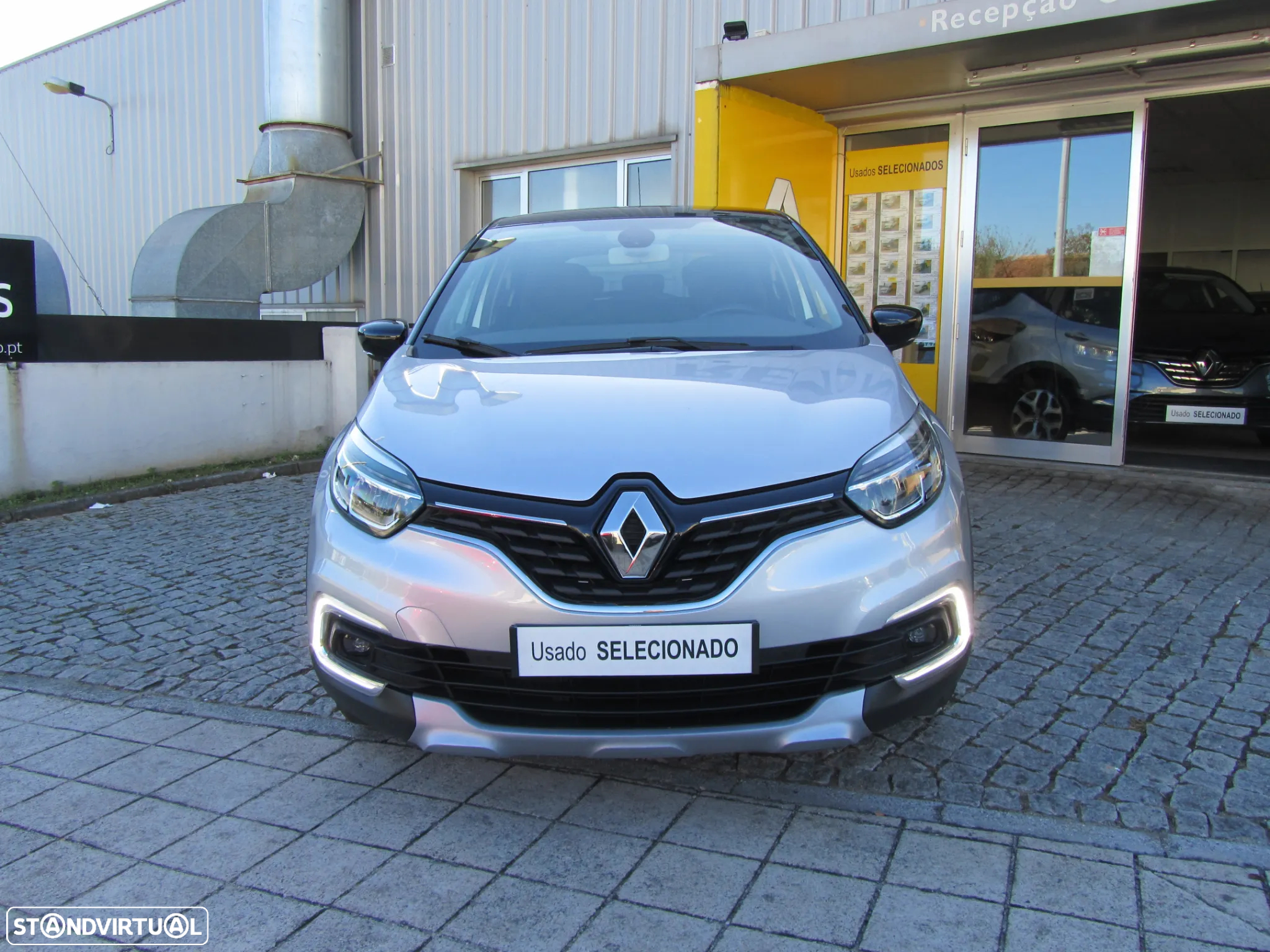 Renault Captur 0.9 TCE Exclusive - 2