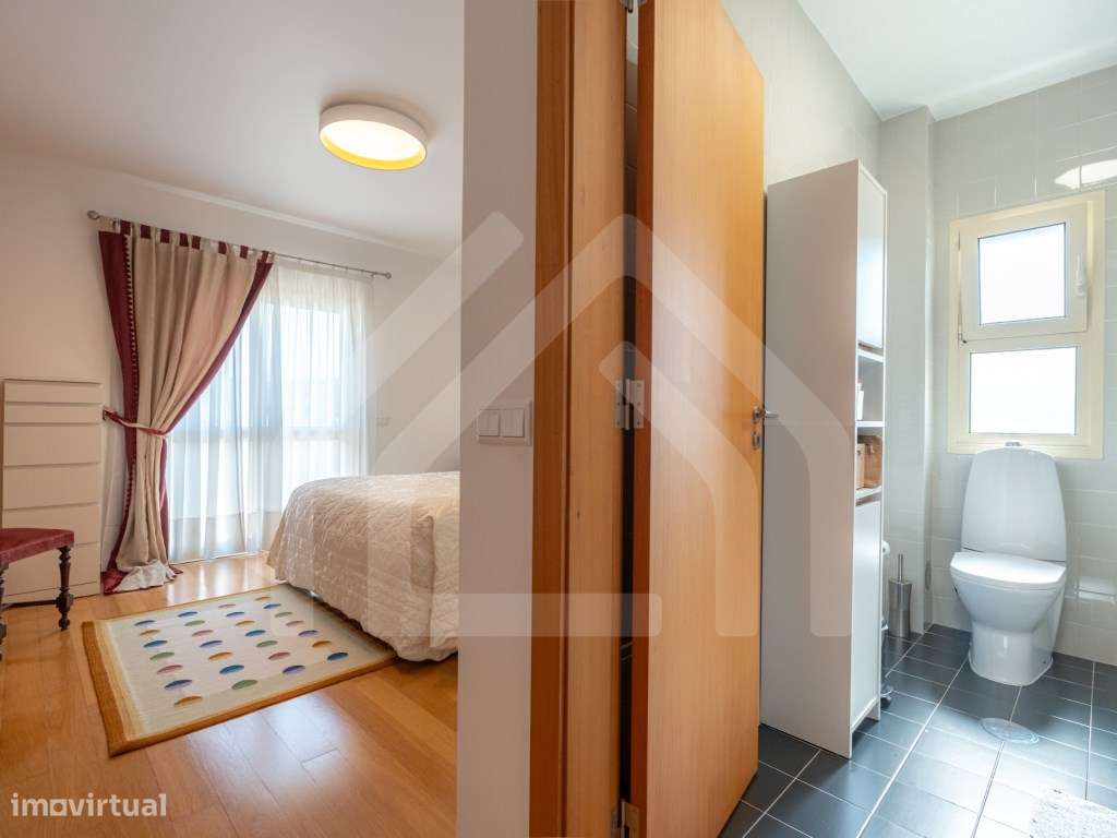 Apartamento T3 | Com aproveitamento de sótão | Alqueves-10