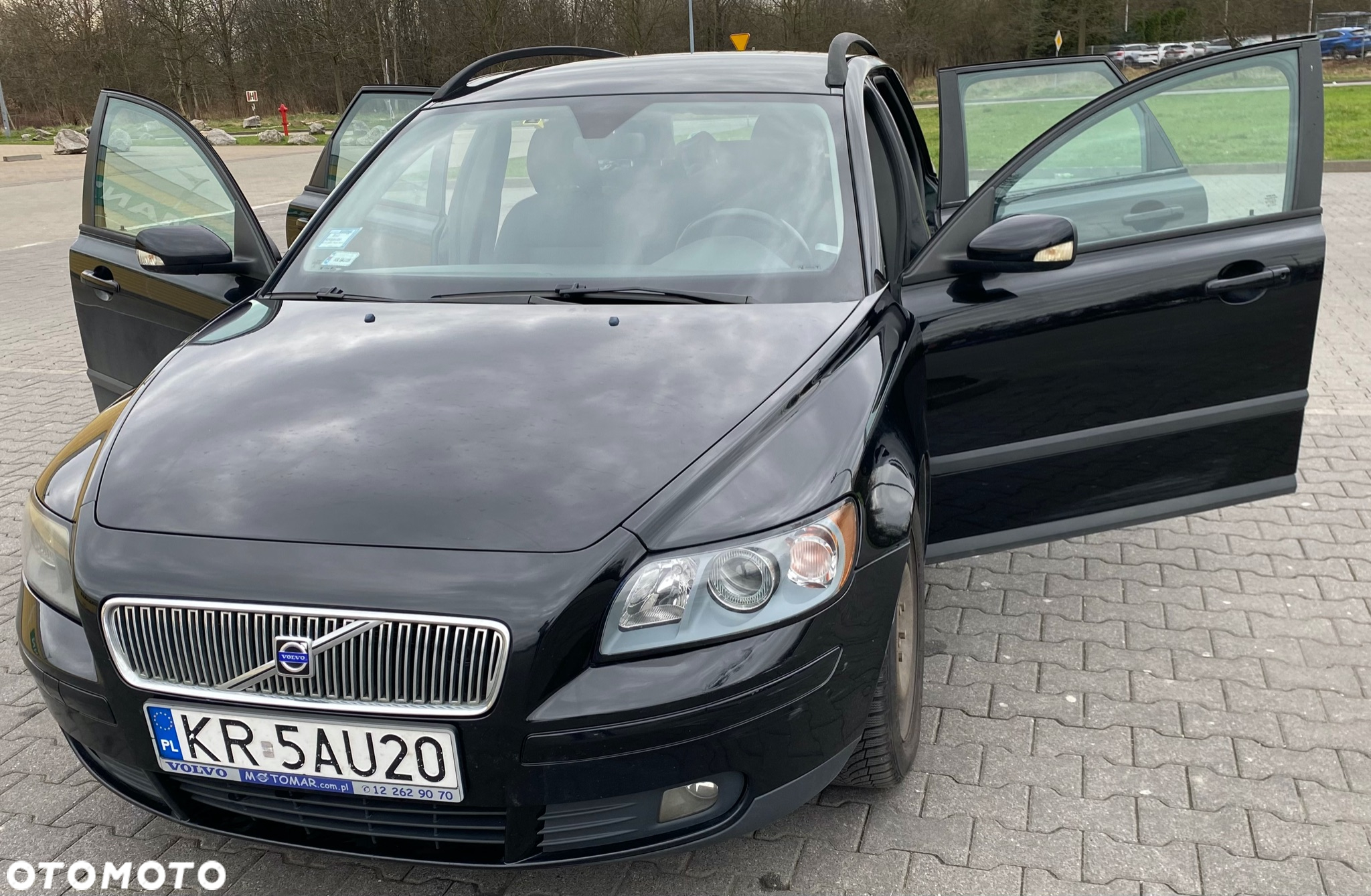 Volvo V50 2.4 - 23