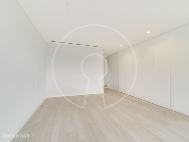 Moradia T5 com piscina em Cascais-31