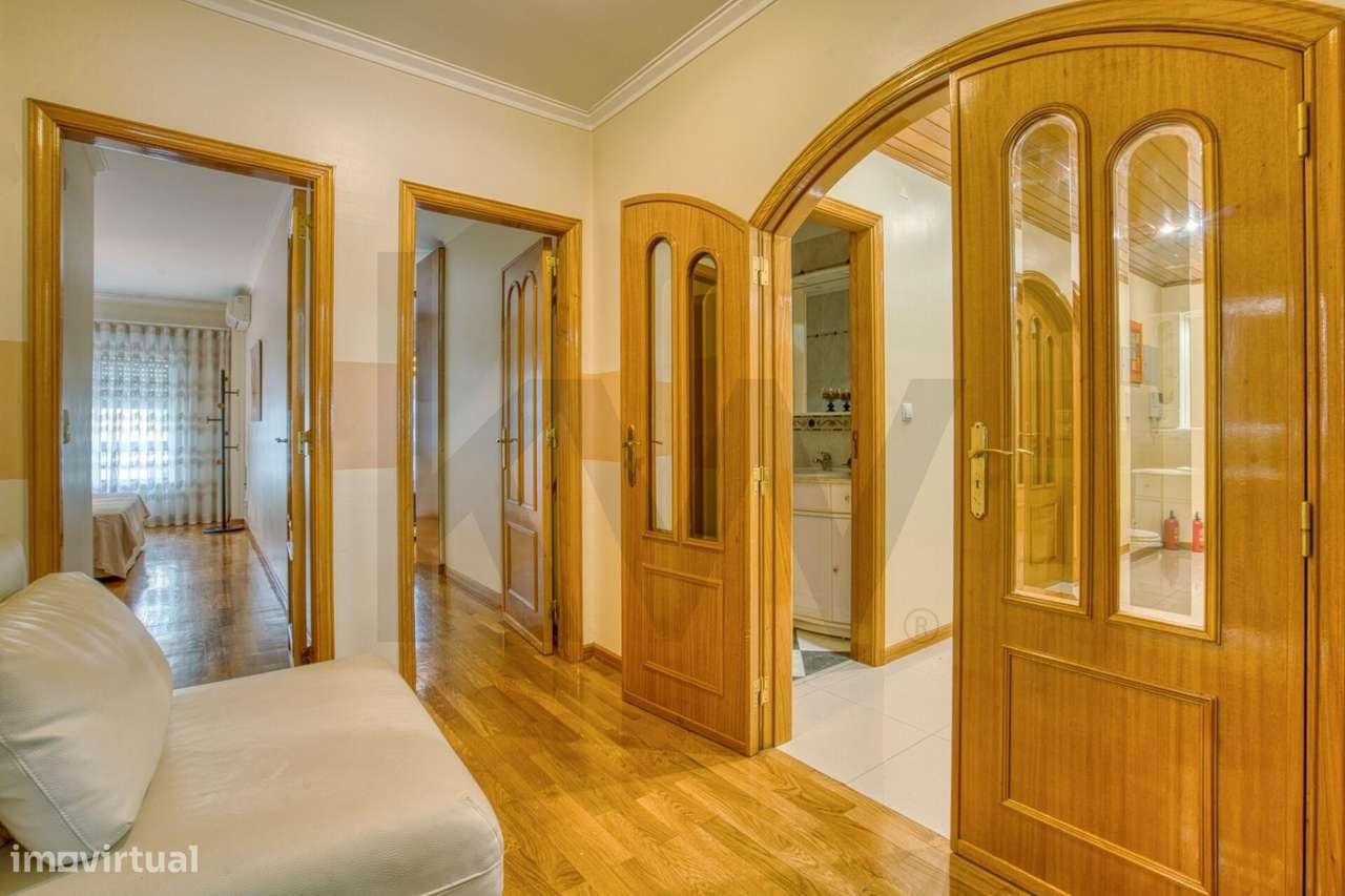 Apartamento T4 Massamá-5