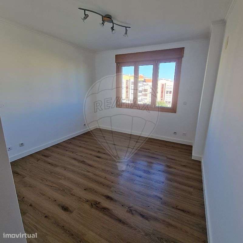 Apartamento T3 para arrendamento - Grande imagem: 4/13