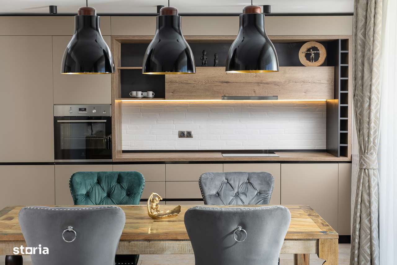 De închiriat – Penthouse cu jacuzzi și terasă 160 mp – Coresi, Brașov - Imagine principală: 1/11