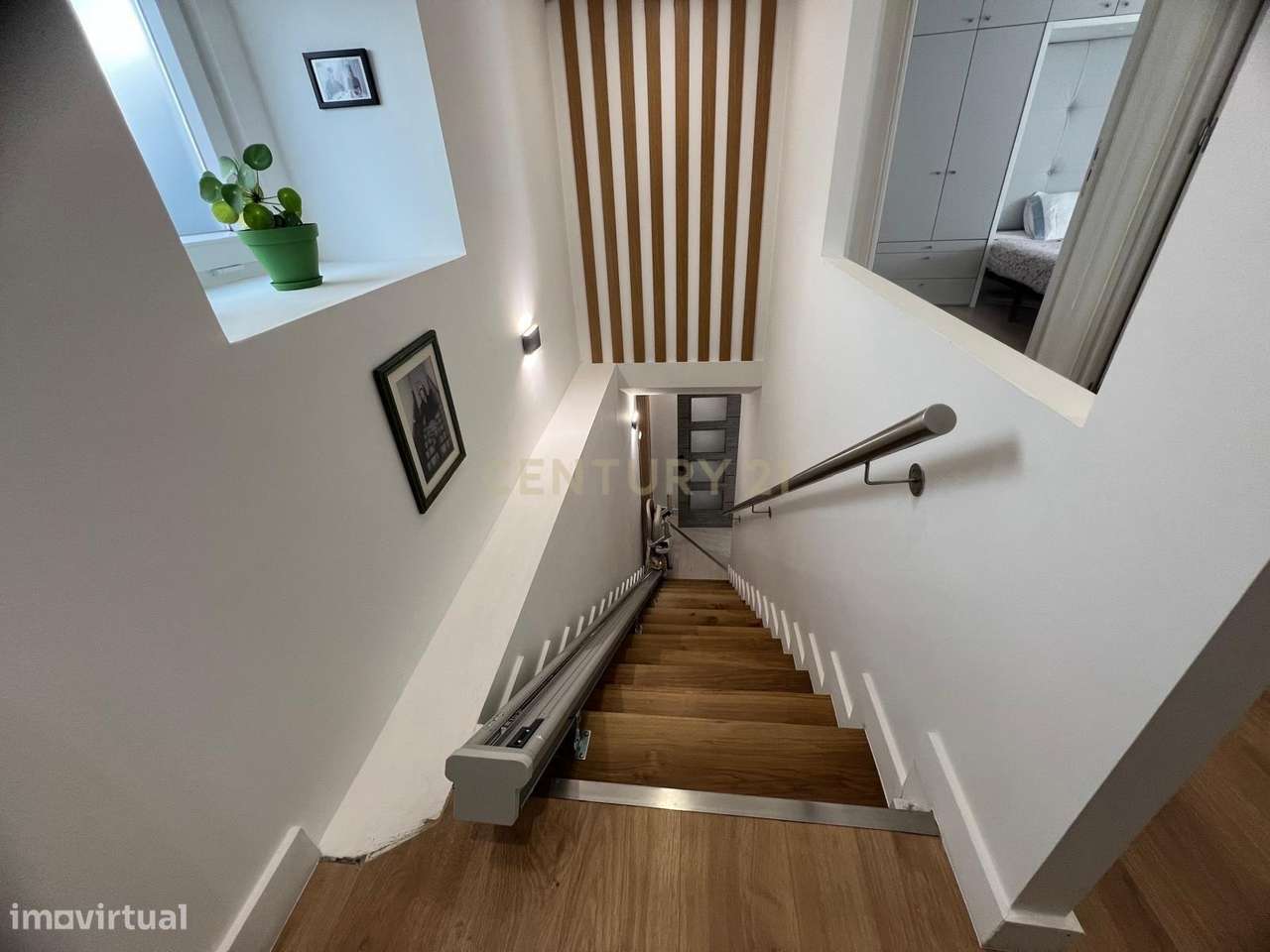 Moradia Como Nova na Freiria – Carmões |  A 3 Minutos de Sobral de Mon-24