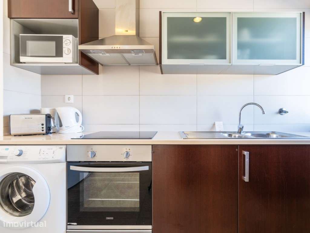 Apartamento T2 localizado no Algarve Race Resort, Portimão-3