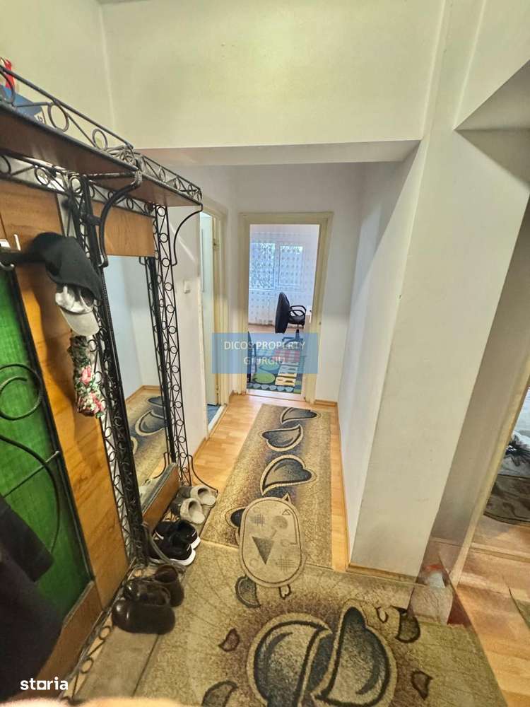 Ap 4 camere, str. Tineretului, etaj 3 – vânzare / închiriere - Imagine principală: 3/13