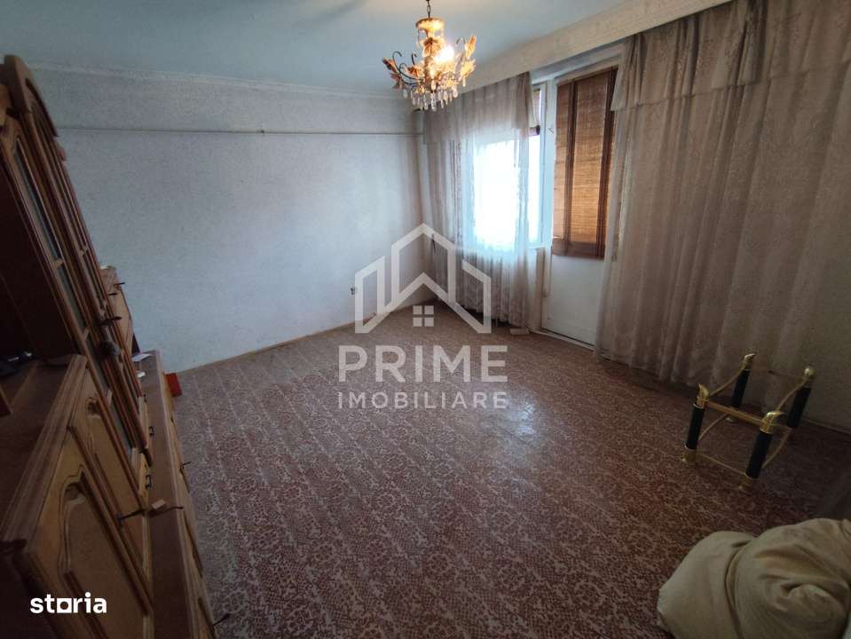 Apartament 3 camere, 69 mp, zona Cugir - Imagine principală: 1/6