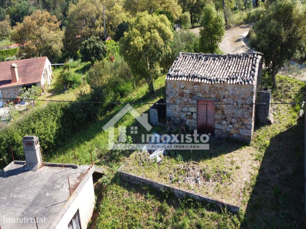 Moradias e casa da eira com terreno em Figueiró dos Vinhos - Grande imagem: 5/13