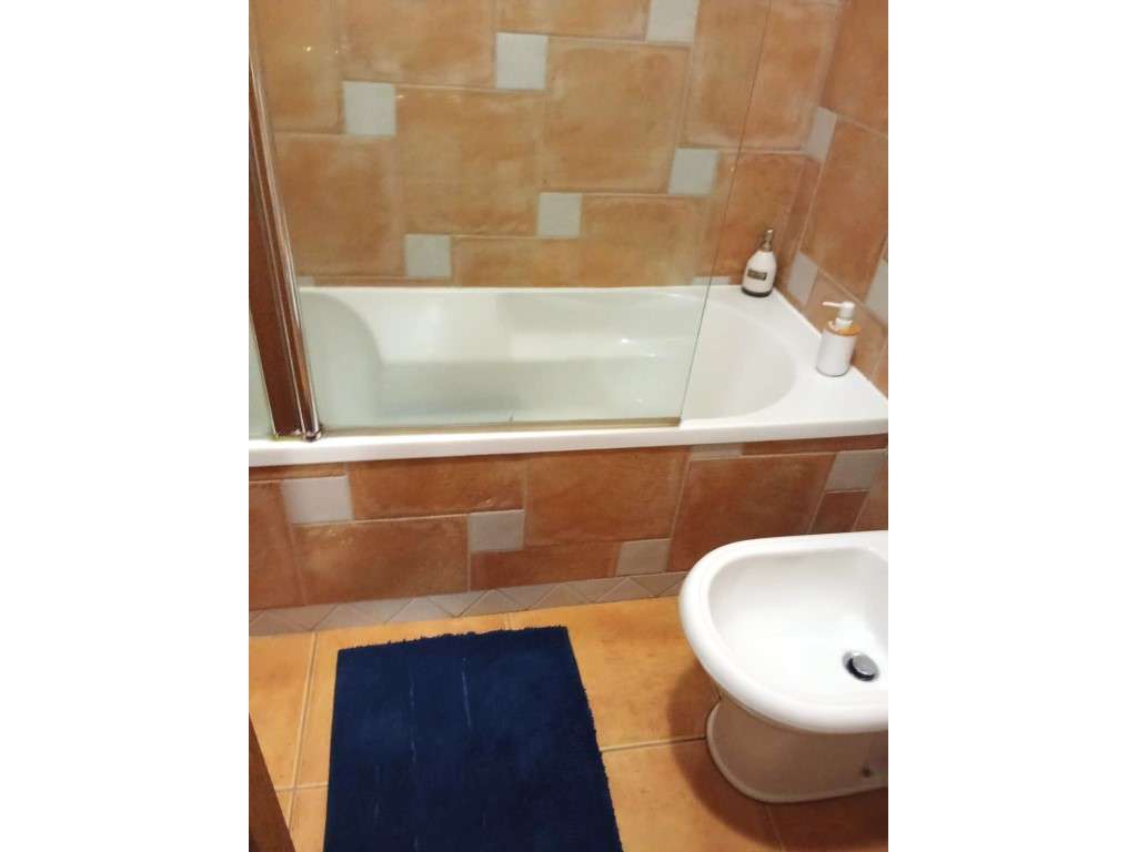 Apartamento T1+2 Duplex, em condomínio fechado, a 2 minutos da praia-35