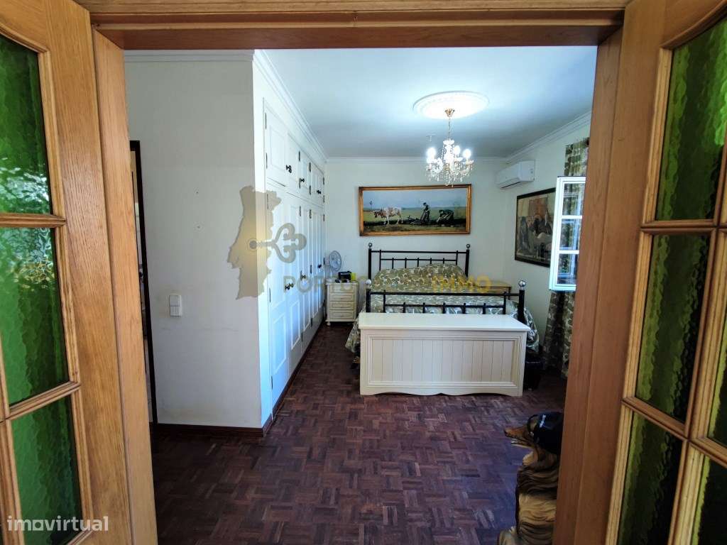 Vende-se: Elegante moradia térrea com anexo e piscina aquecida - Cu...-24