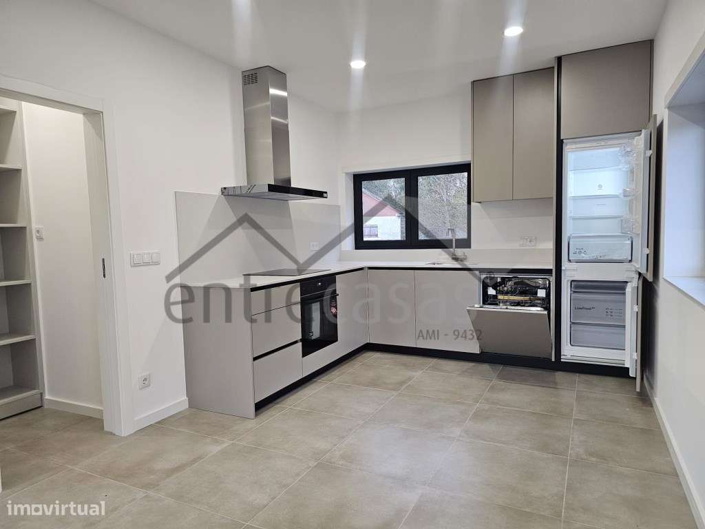 Moradia Isolada com Potencial de Investimento - Grande imagem: 5/22