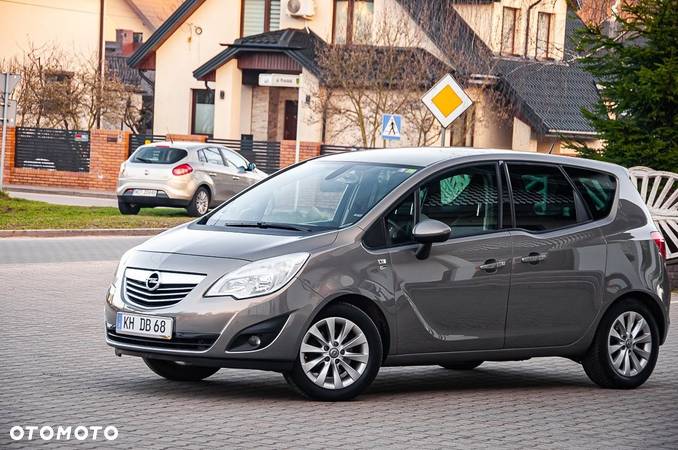 Opel Meriva 1.4 T Cosmo - 9