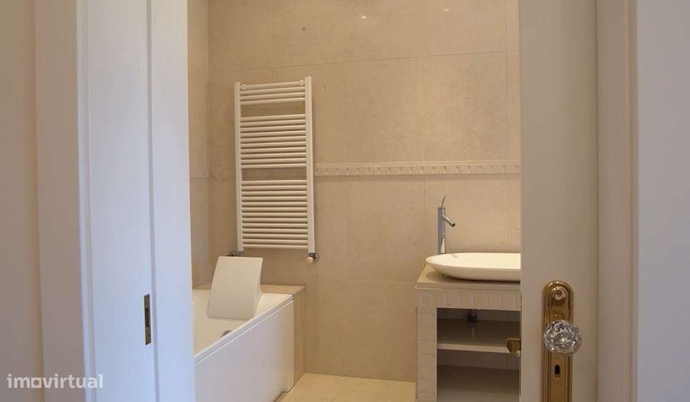 Villa exclusiva com vista para a serra de Sintra - Várzea de Sintra, S-21