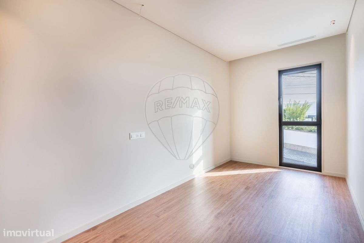 Moradia T3 Única em Airó, Barcelos-18