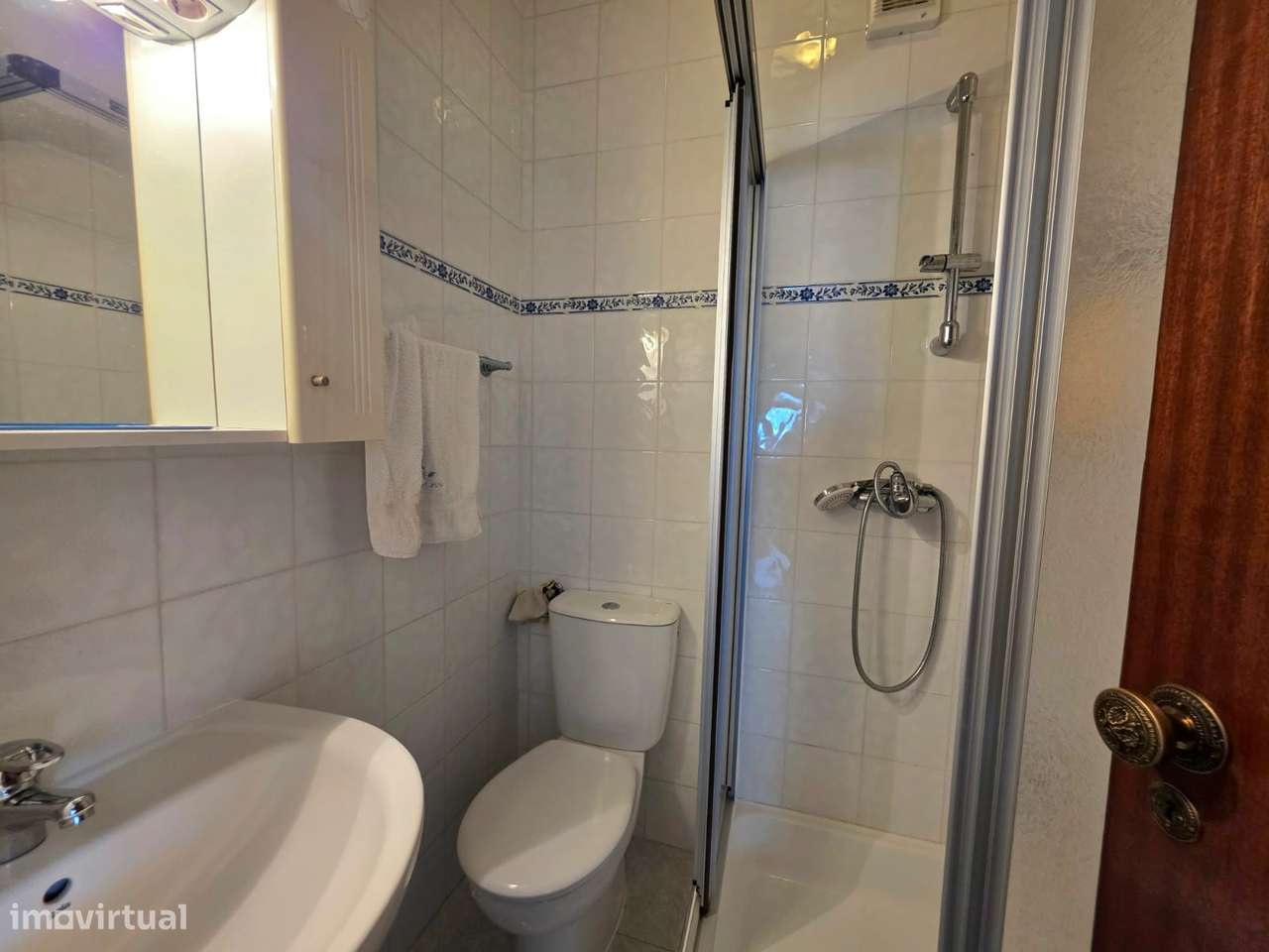 Prédio com 3 andares com utilização independente – Vendas Novas-6