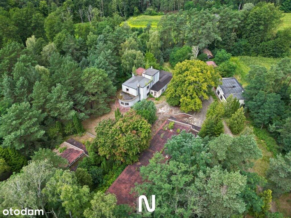 Wyjątkowy teren w doskonałej lokalizacji!-8