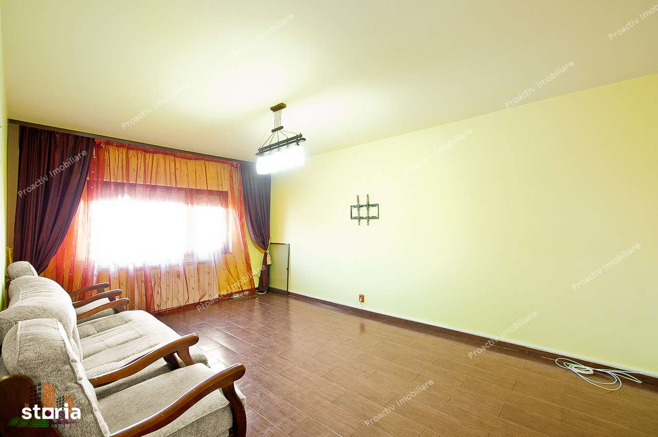 ÎN EXCLUSIVITATE LA PROACTIV IMOBILIARE  CRĂCIUN CU UN CADOU IMOBILIAR - Imagine principală: 2/10