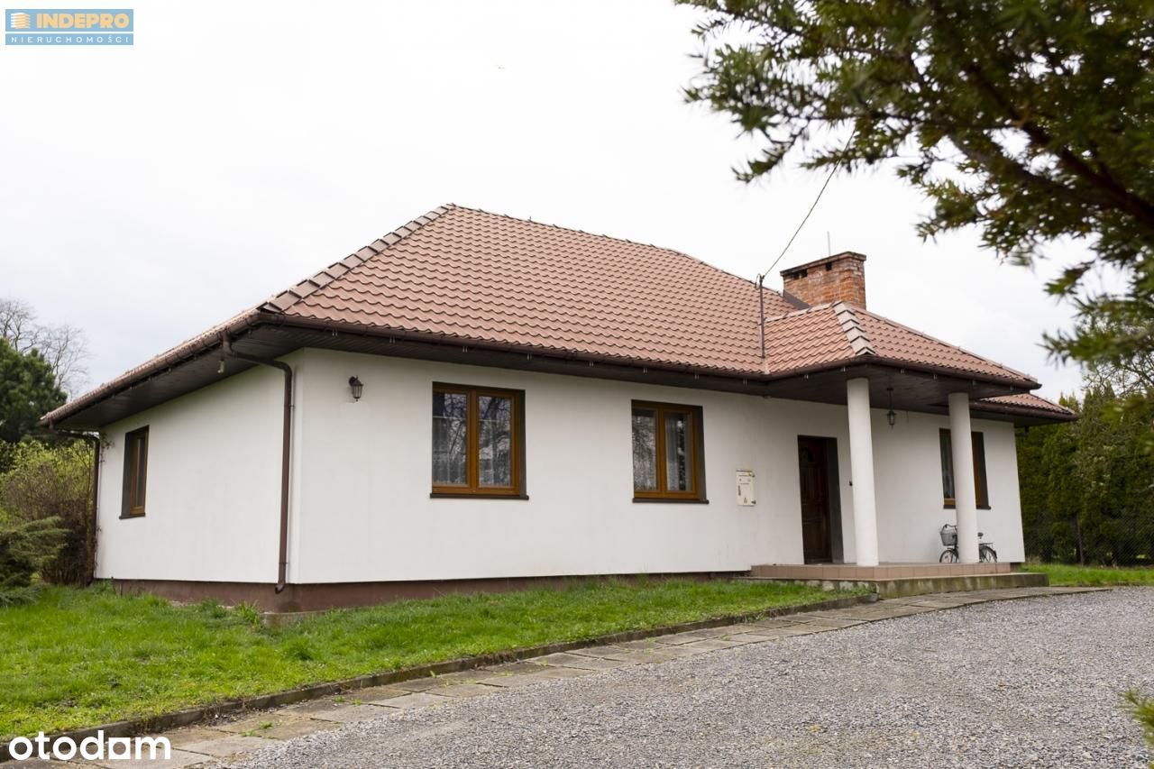 Dom 140m2 + 70m2 poddasze, wśród zieleni