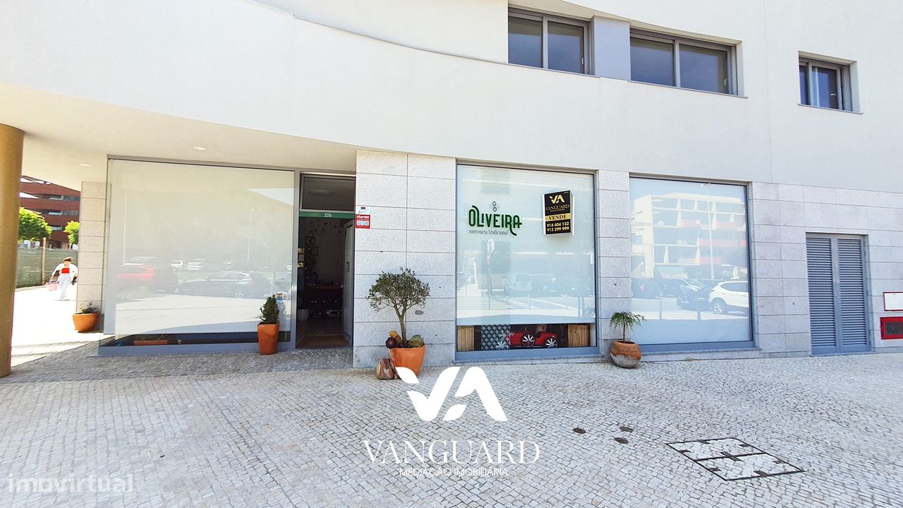 Loja para venda ou arrendamento na Póvoa de Varzim - Grande imagem: 1/11