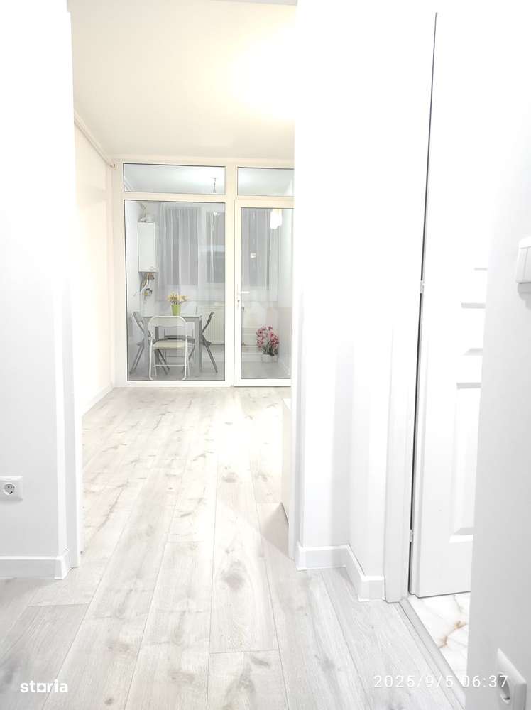 Garsonieră spațioasă și elegantă, etajul 1– str. Tudor Vladimirescu - Imagine principală: 5/10