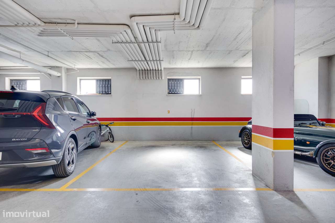 APARTAMENTO T2 | SUÍTE | LUGAR DE ESTACIONAMENTO | VIALONGA-28