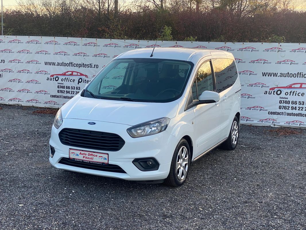 Ford Tourneo-courier Diesel 95CP 2020