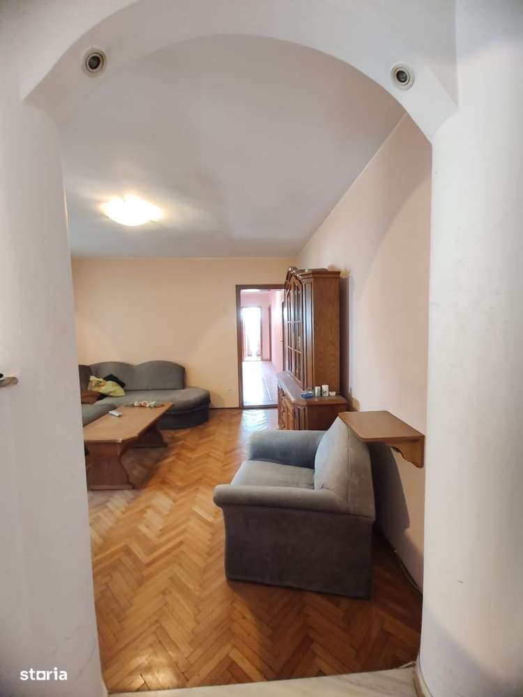 De vânzare apartament 3 camere, parter, zona M. Viteazu, 75,57mp - Imagine principală: 3/15