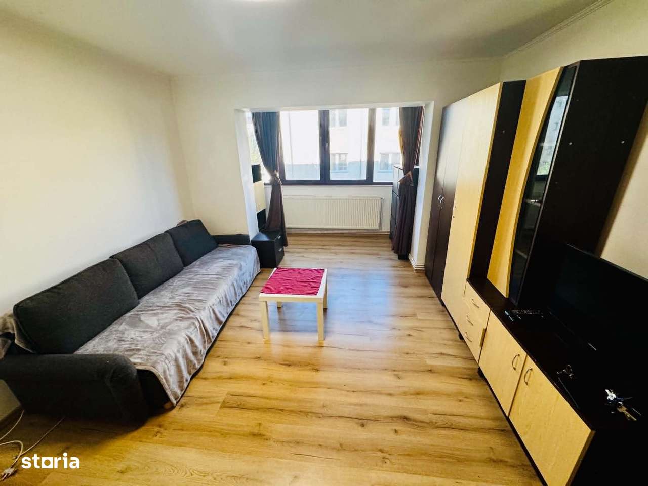 Apartament cu 2 camere de vanzare zona Kaufland Sf. Vineri et 2-0