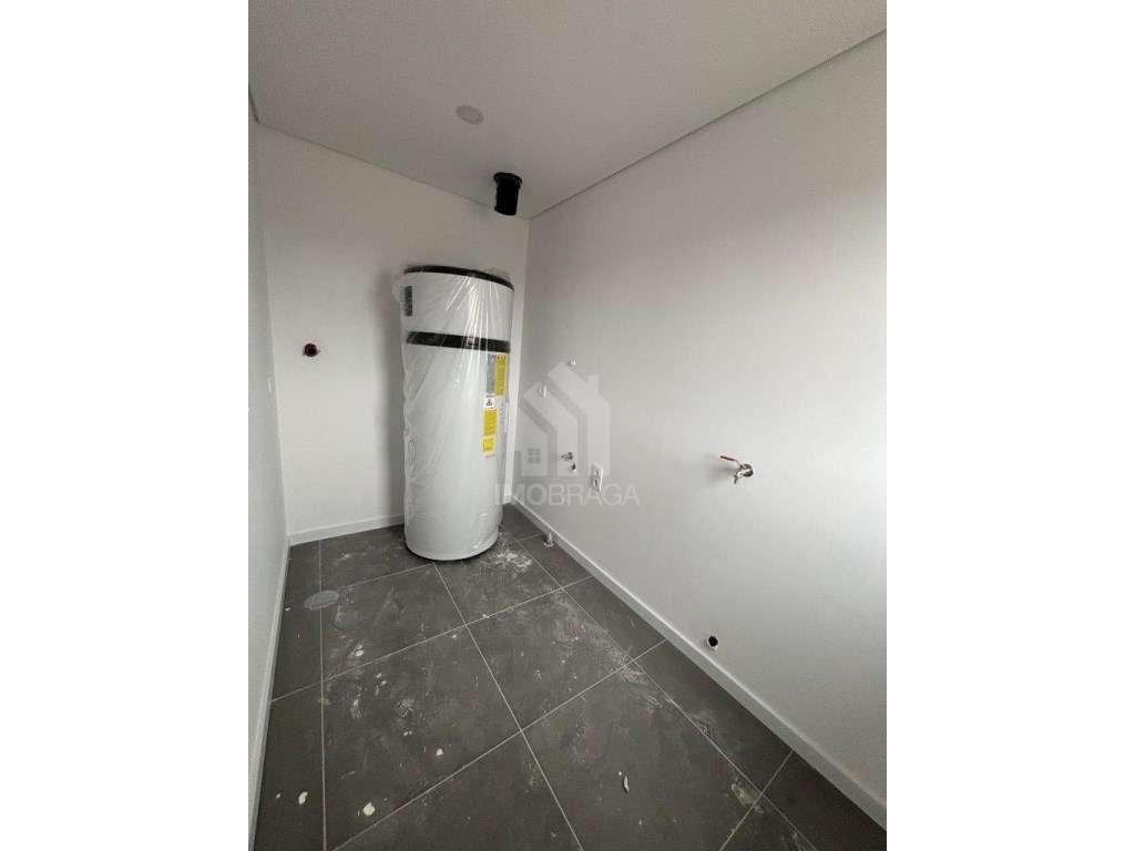 Apartamento T3 Novo, em São Vicente, Braga-9