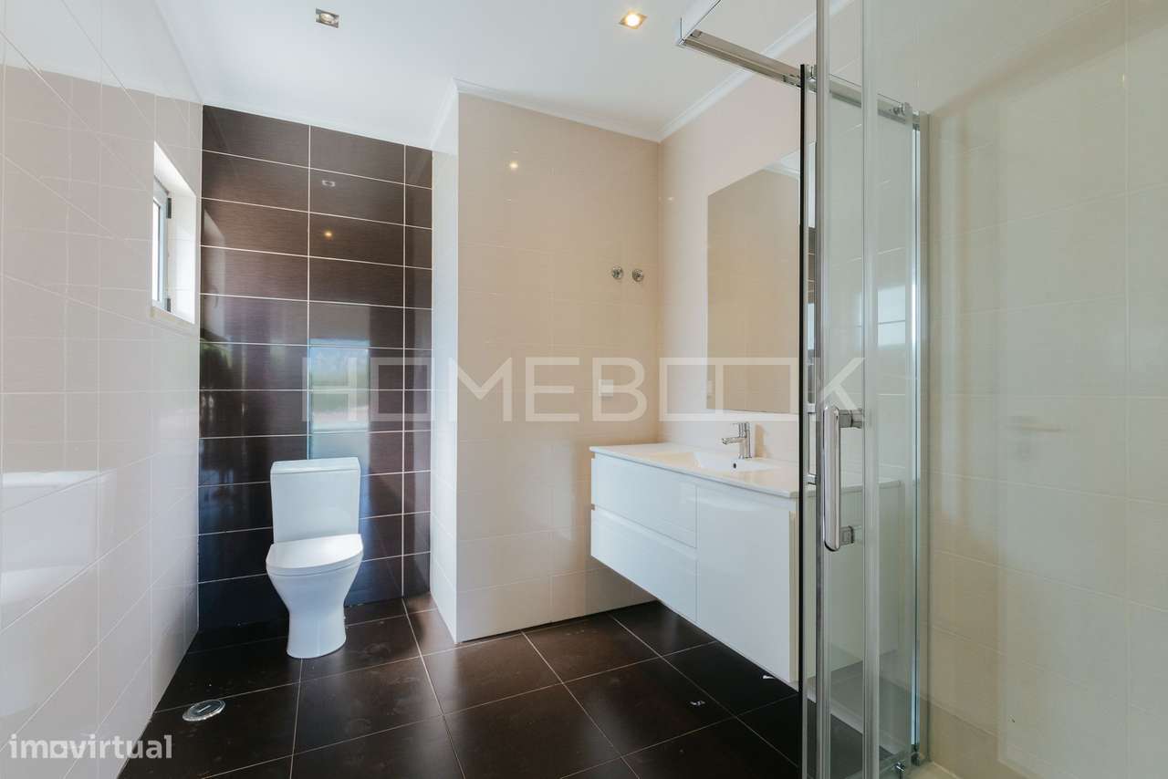 MORADIA T4+1 VÁRZEA DE SINTRA, 3 PISOS, GARAGEM e PISCINA-40