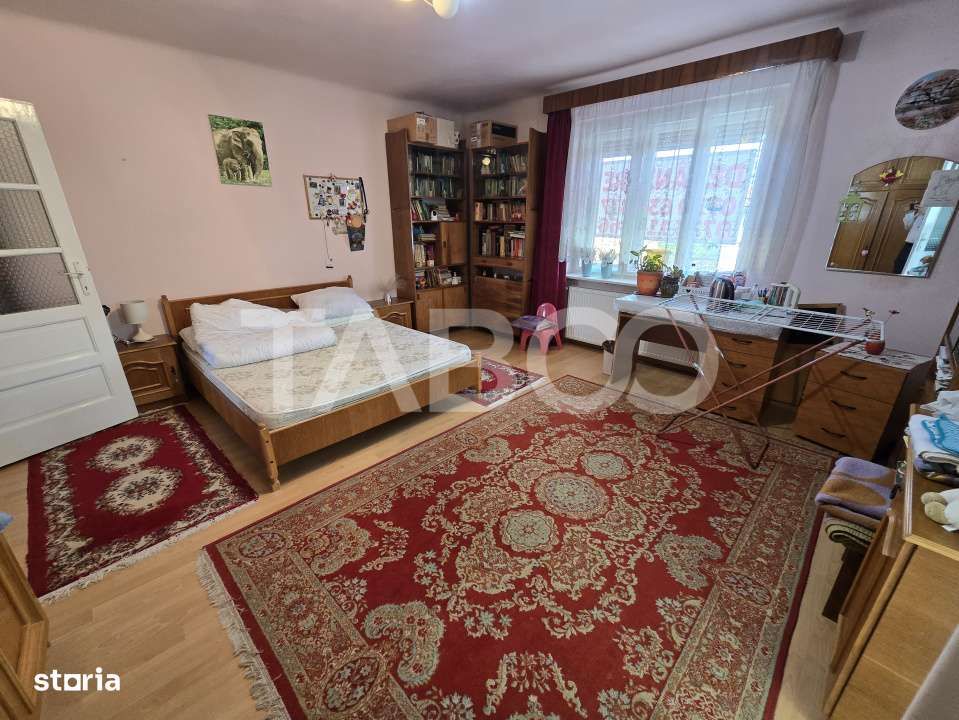 Casa individuala de vanzare teren 972 mp 2 garaje zona Sub Arini Sibiu - Imagine principală: 5/19