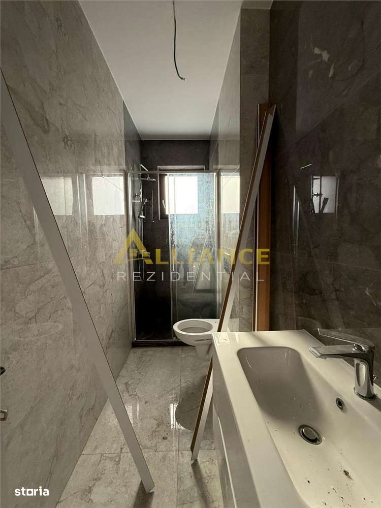 3 Camere gata de mutare, Grand Arena-11