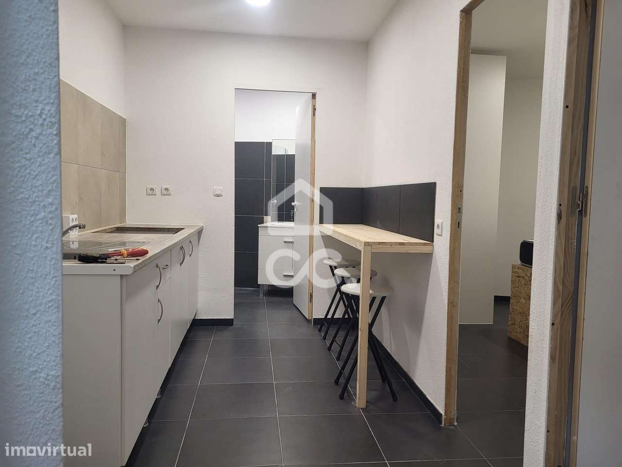 Loja em Azurem - Guimarães - Grande imagem: 4/15