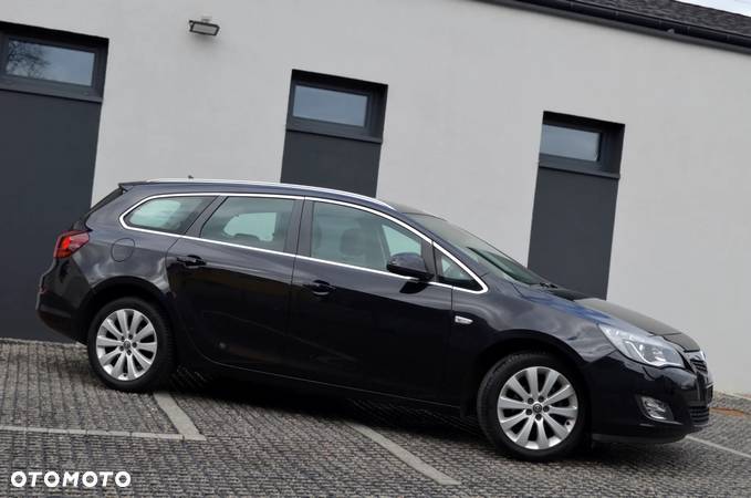 Opel Astra IV 1.4 T Cosmo S&S - 3