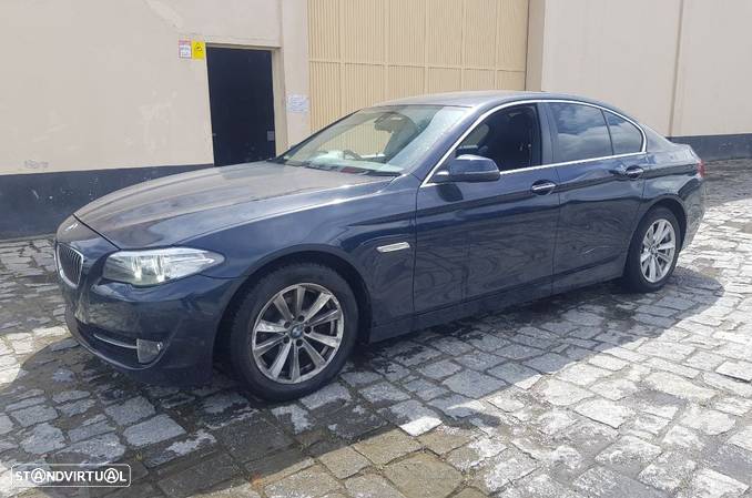 BMW 520D F10 2014 para peças - 2