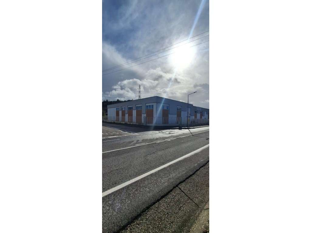 Armazém para Venda e/ou Arrendamento | Zona Industrial de Vialonga ...-13