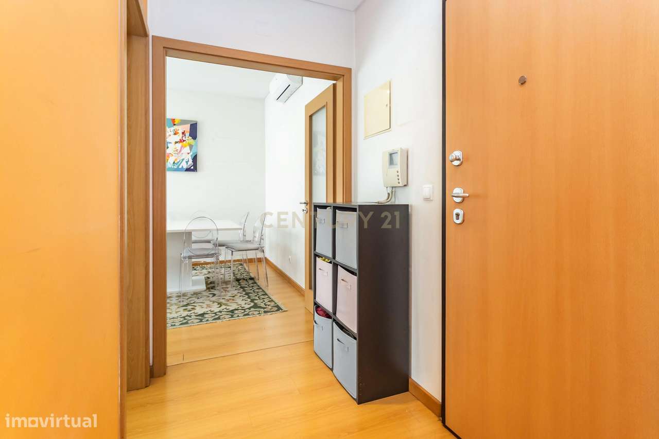 Apartamento T2 na  Quinta do Bom Retiro, Sobreda-5