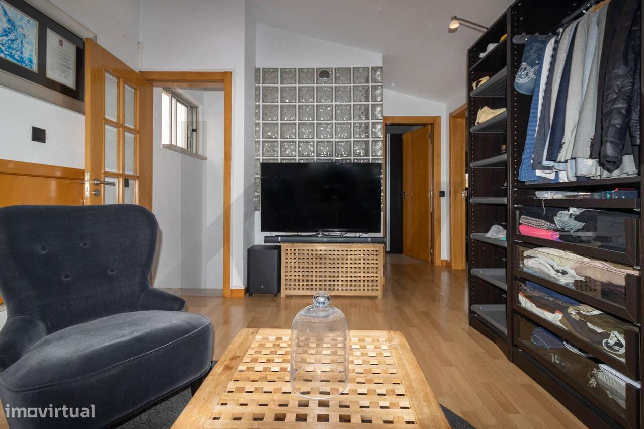 Moradia Isolada em Lote de 1.000 m2 a 20 min de Lisboa!-13