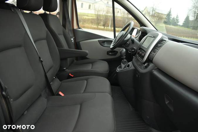 Renault Trafic - 30