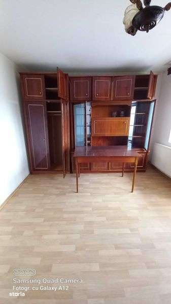 Apartament cu 3 camere,decomandat, - Imagine principală: 4/4